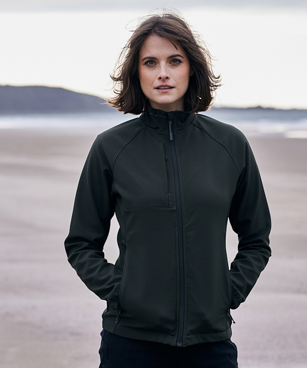 Expert womens Basecamp softshell jacket