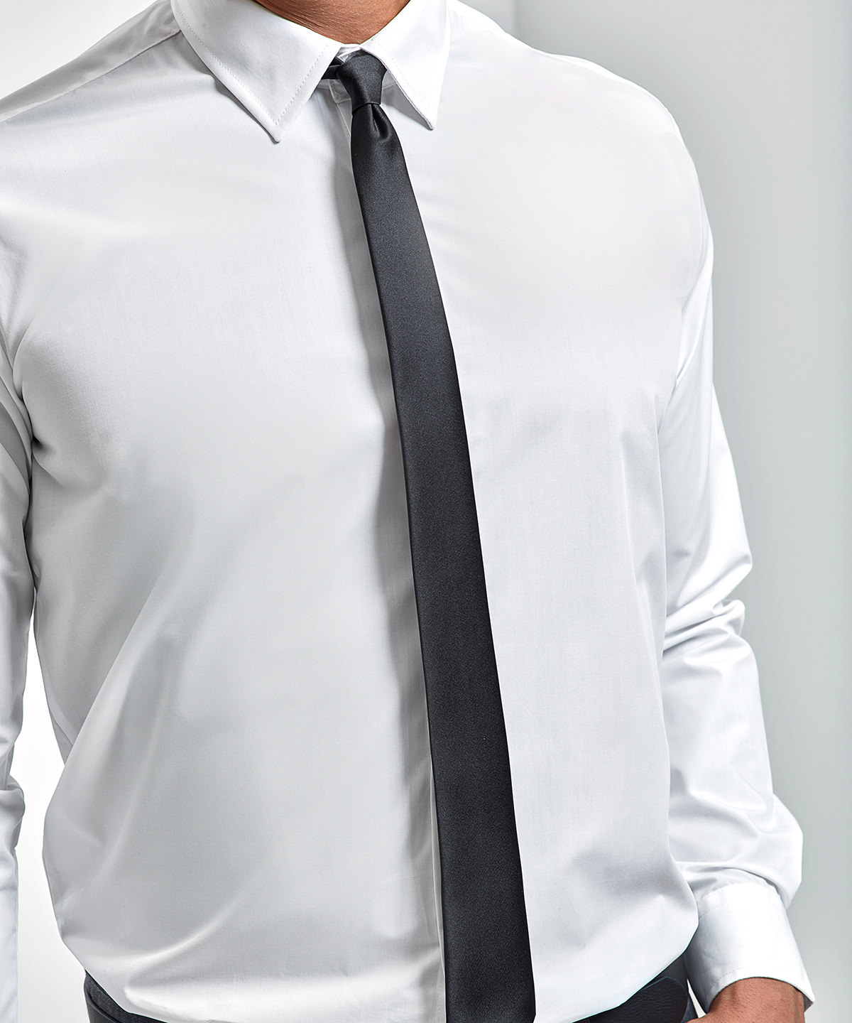 Slim tie 1 Slim tie