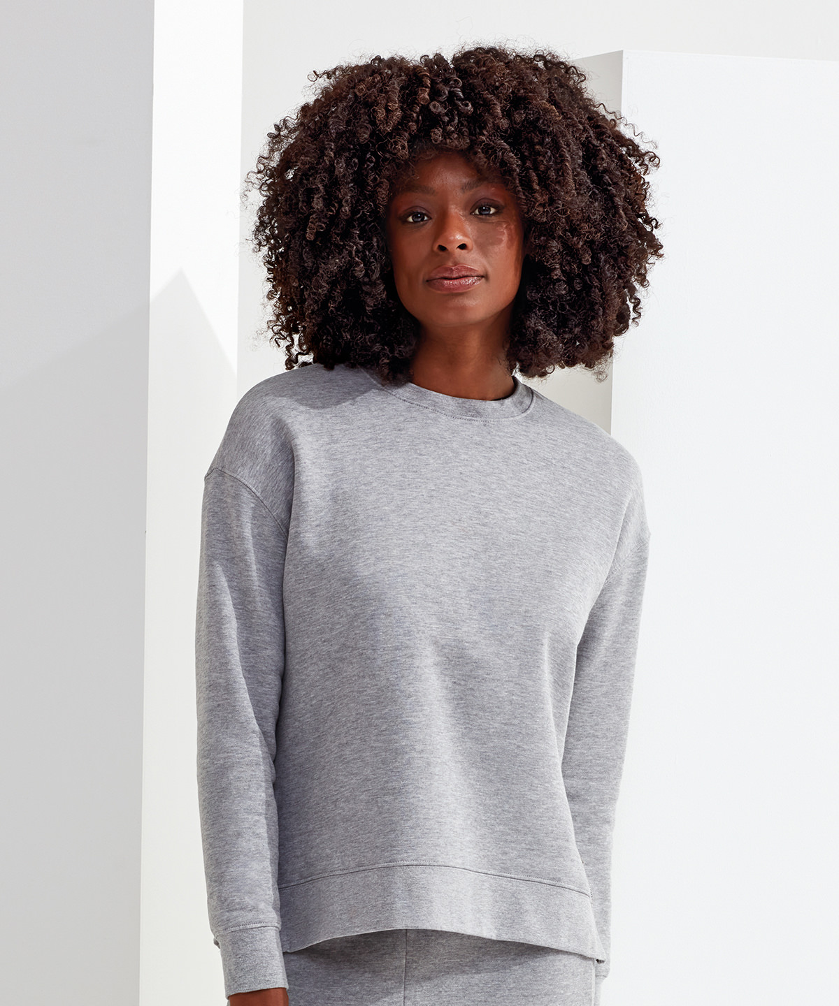 Women’s TriDri® Recycled Chill Zip Sweatshirt 1 Women's TriDri® Recycled Chill Zip Sweatshirt